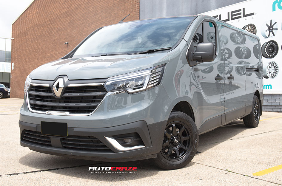 RENAULT TRAFIC KING GRAPPLER SATIN BLACK