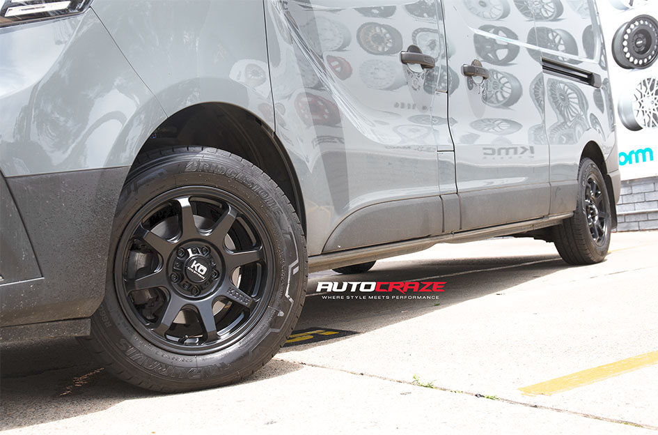 RENAULT TRAFIC KING GRAPPLER SATIN BLACK