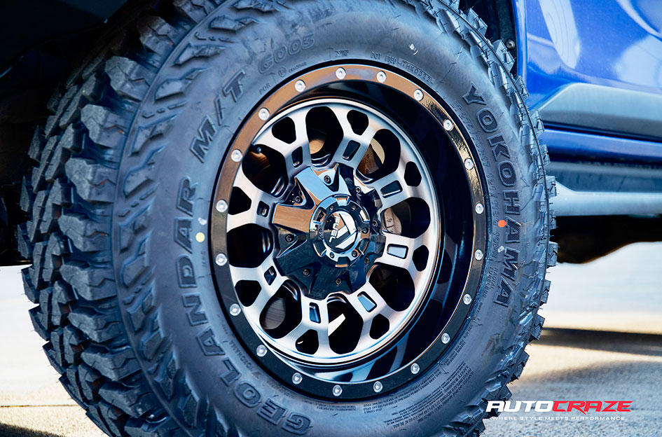 TOYOTA HILUX FUEL CRUSH GLOSS MACHINED DOUBLE DARK TINT