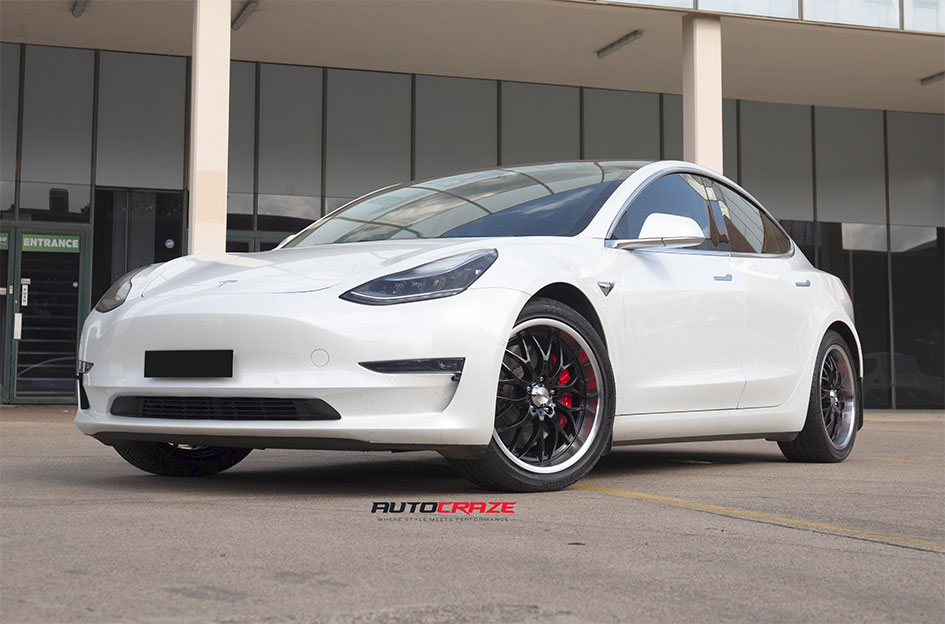 TESLA MODEL 3 SPEEDY CHEETAH GLOSS BLACK MACHINED LIP