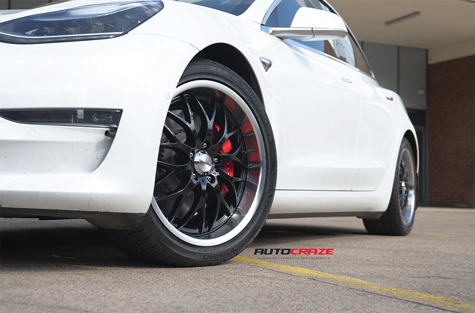 TESLA MODEL 3 SPEEDY CHEETAH GLOSS BLACK MACHINED LIP