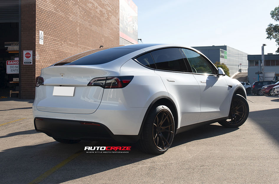 TESLA MODEL Y KOYA SF06 GLOSS BRONZE