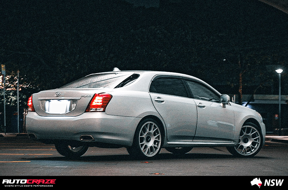 TOYOTA CROWN ROTIFORM TUF-R SILVER 