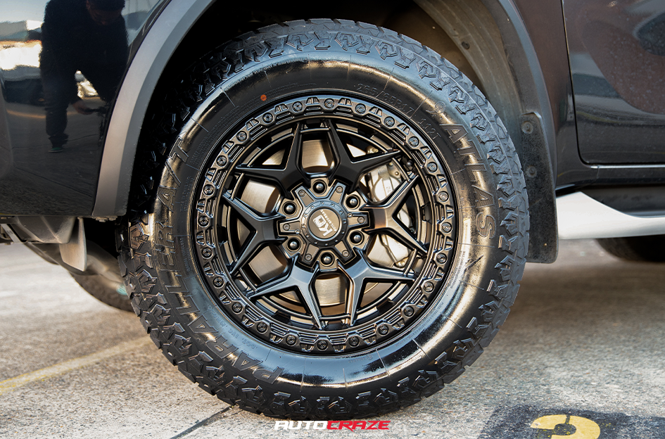 TOYOTA FORTUNER KING GROWLER SATIN BLACK