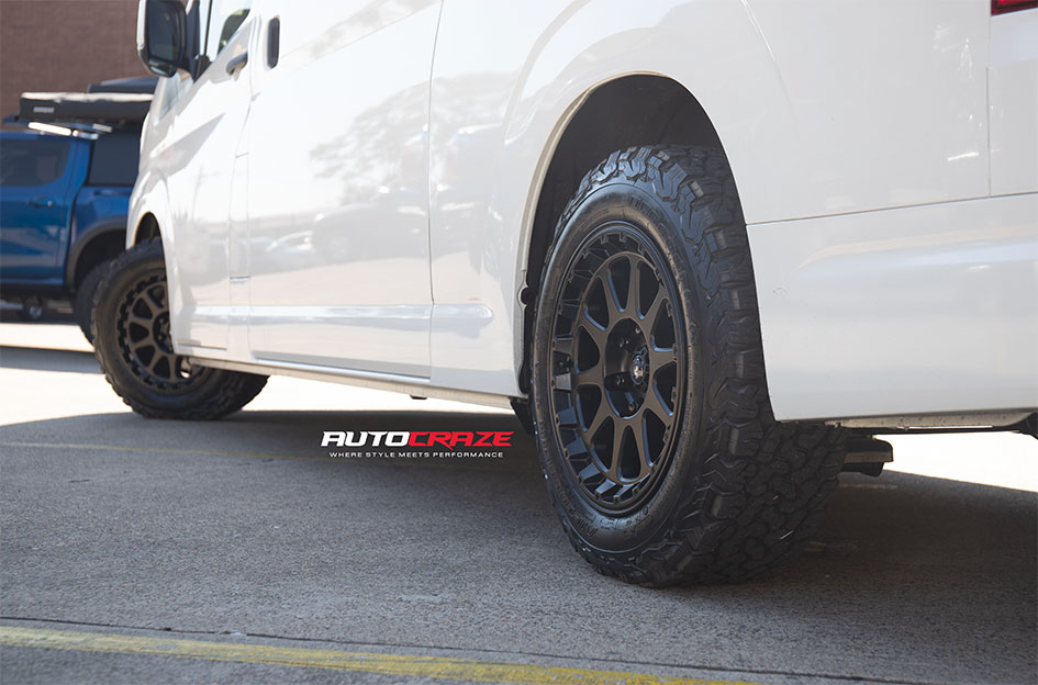TOYOTA HIACE CSA-X RECOIL SATIN BLACK
