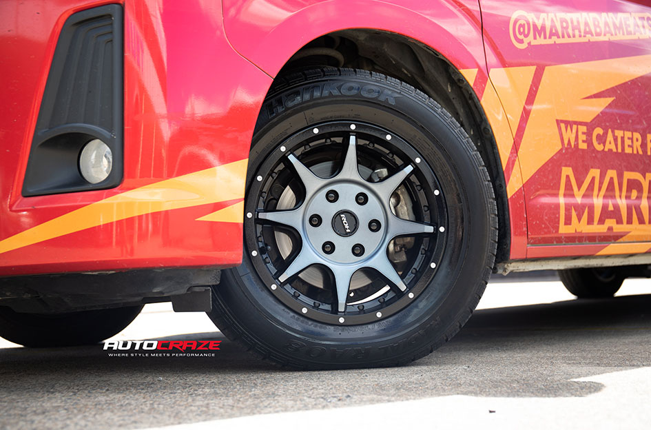 TOYOTA HiACE ROH TROPHY MATT BLACK GRAPHITE FACE 