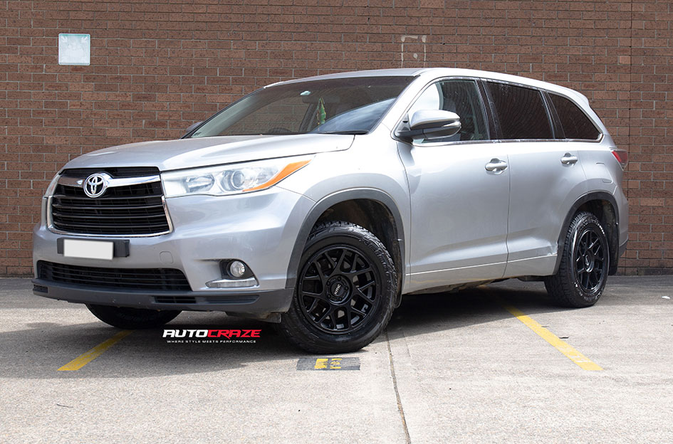 TOYOTA KLUGER KMC BULLY KM708 SATIN BLACK 