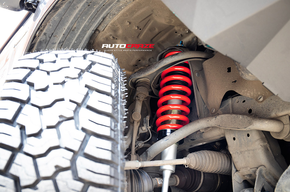 TOYOTA HILUX AMERICAN RACING AR202 CAST IRON BLACK 