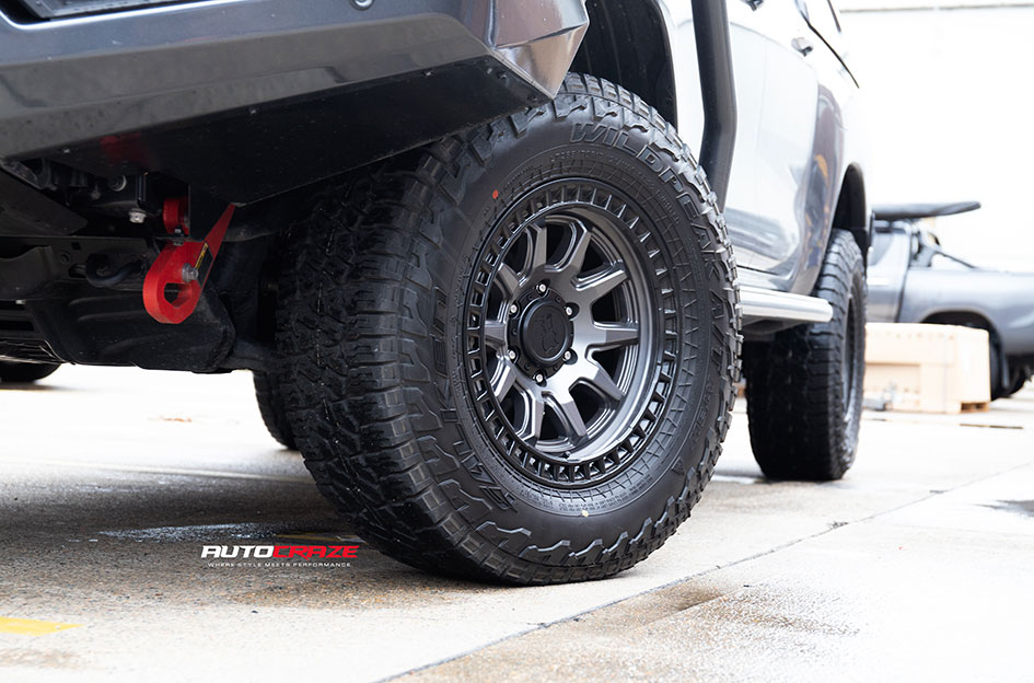 TOYOTA HILUX BLACK RHINO CALICO GUNMETAL W/ BLACK LIP