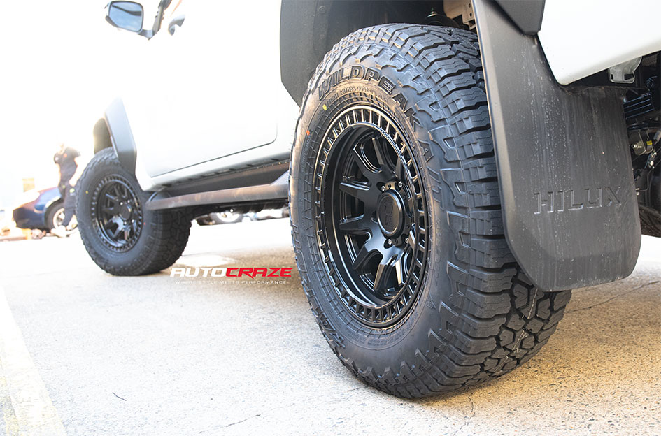 TOYOTA HILUX BLACK RHINO CALICO MATTE BLACK