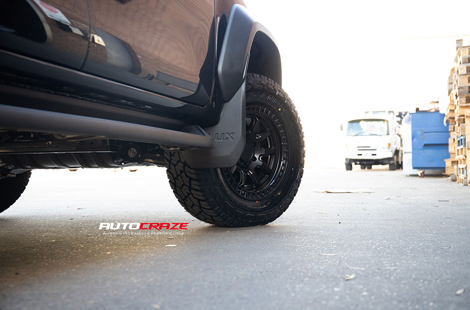 TOYOTA HILUX BLACK RHINO CALICO MATTE BLACK 