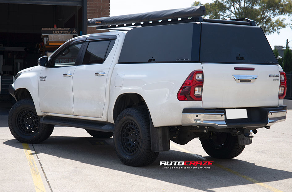 TOYOTA HILUX BLACK RHINO CHAMBER MATTE BLACK