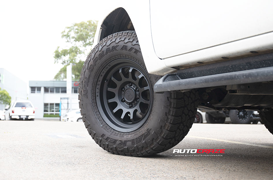 TOYOTA HILUX BLACK RHINO RAPID MATTE BLACK