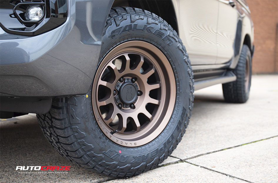 TOYOTA HILUX BLACK RHINO RAPID BRONZE