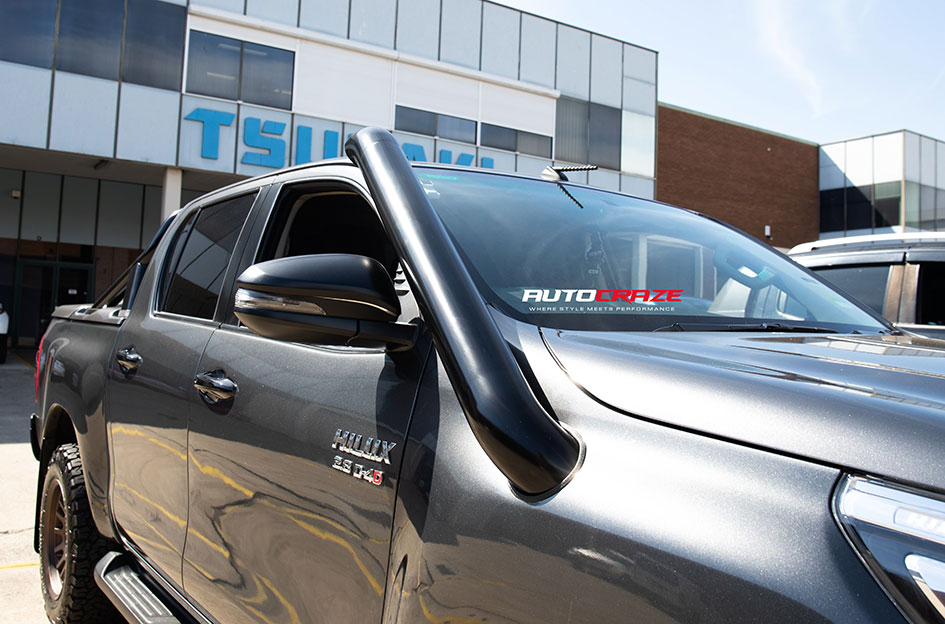 TOYOTA HILUX BLACK RHINO RAPID BRONZE 