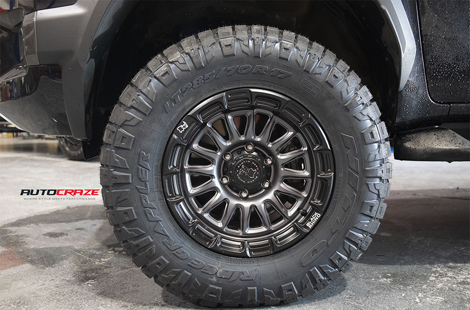 TOYOTA HILUX BLACK RHINO RIVAL MATTE GUNMETAL W/ BLACK LIP 