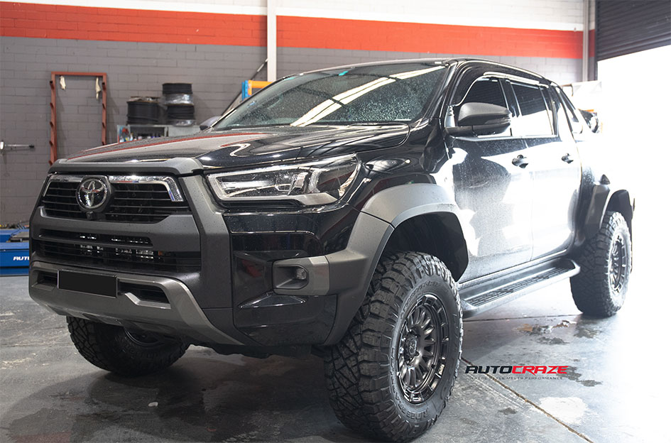 TOYOTA HILUX BLACK RHINO RIVAL MATTE GUNMETAL W/ BLACK LIP 