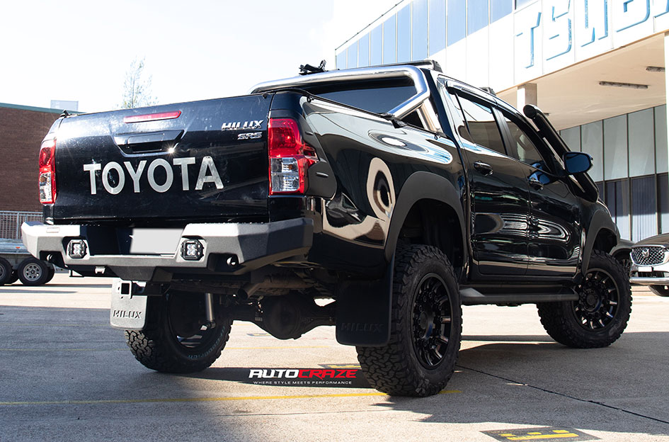TOYOTA HILUX BLACK RHINO MISSION MATTE BLACK MACHINED TINTED SPOKES