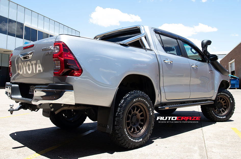 TOYOTA HILUX BLACK RHINO RAPID MATTE BRONZE 