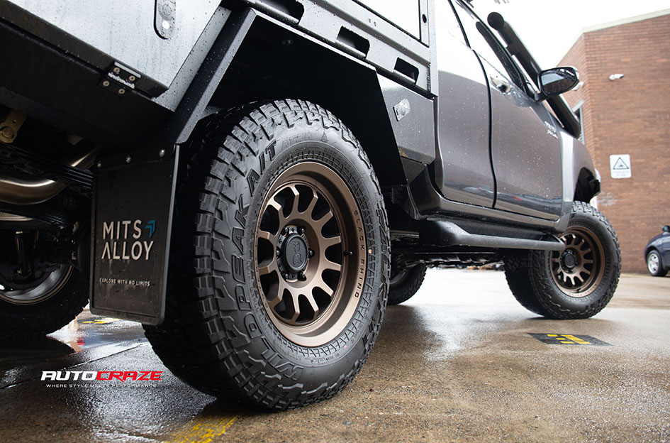 TOYOTA HILUX BLACK RHINO RAPID BRONZE