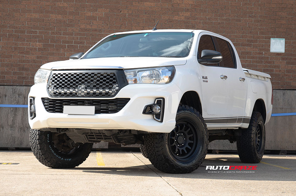 TOYOTA HILUX BLACK RHINO RAPID MATTE BLACK