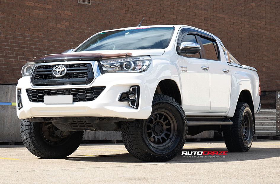 TOYOTA HILUX BLACK RHINO RAPID MATTE BLACK
