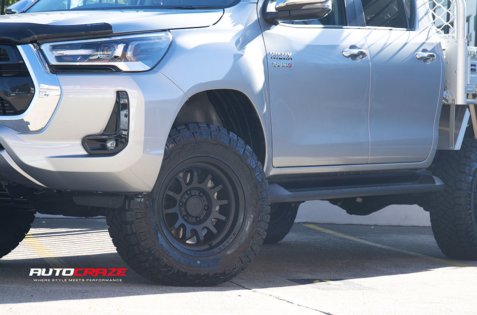 TOYOTA HILUX BLACK RHINO RAPID MATTE BLACK