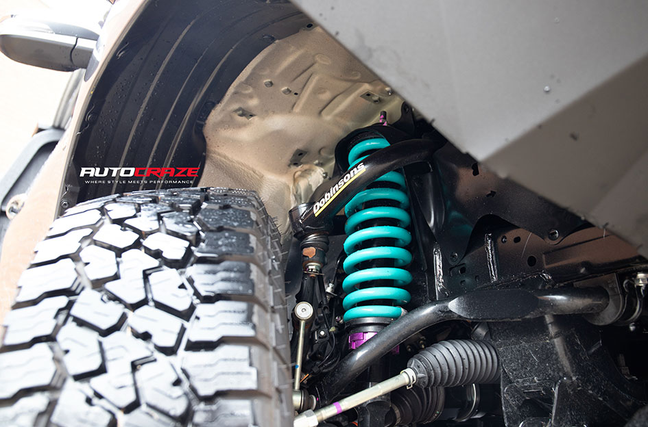 TOYOTA HILUX BLACK RHINO RAPID BRONZE