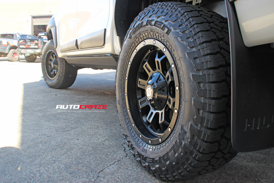 TOYOTA HILUX DIESEL HURRICANE
