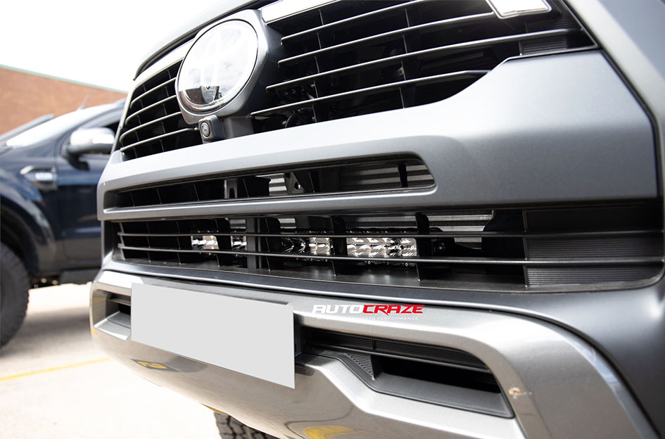 TOYOTA HILUX DIRTY LIFE CANYON SATIN BLACK