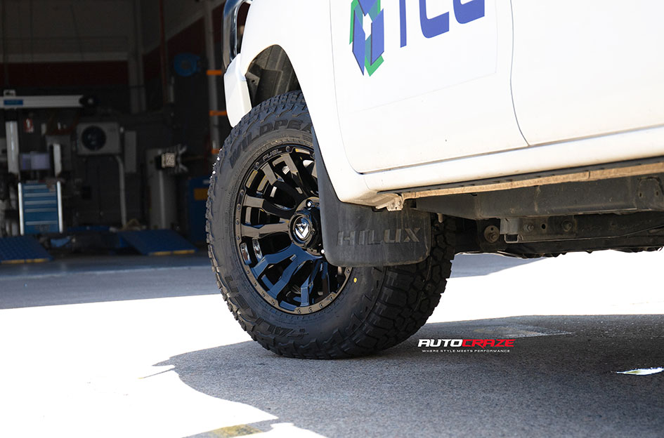 TOYOTA HILUX FUEL BLITZ GLOSS BLACK 