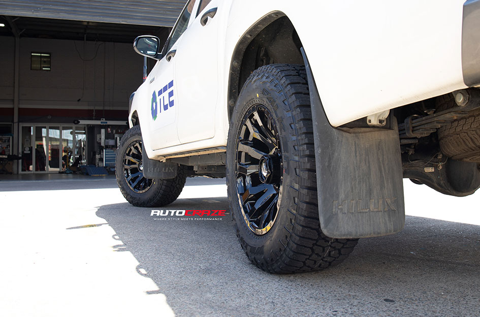 TOYOTA HILUX FUEL BLITZ GLOSS BLACK 