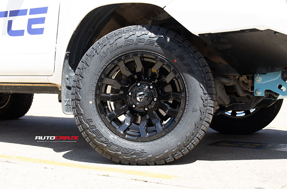 TOYOTA HILUX FUEL BLITZ GLOSS BLACK 