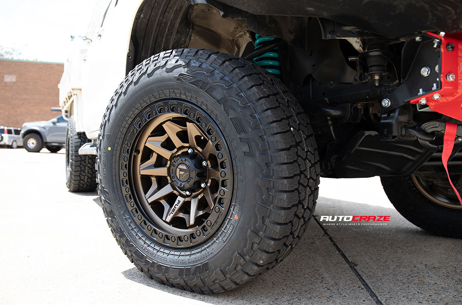TOYOTA HILUX FUEL COVERT BRONZE BLACK RING 