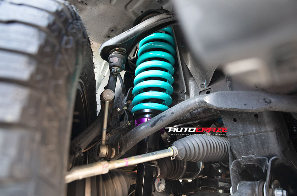 TOYOTA HILUX FUEL COVERT MATTE BLACK