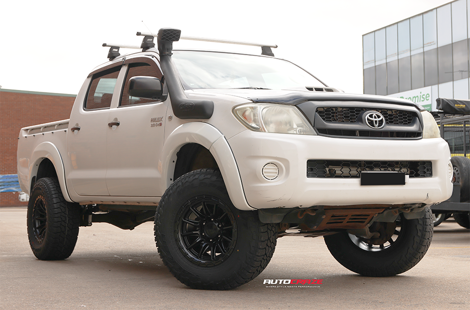 TOYOTA HILUX FUEL PISTON BLACKOUT