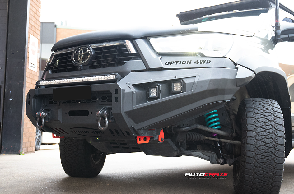 TOYOTA HILUX FUEL REBEL 6 MATTE BLACK 