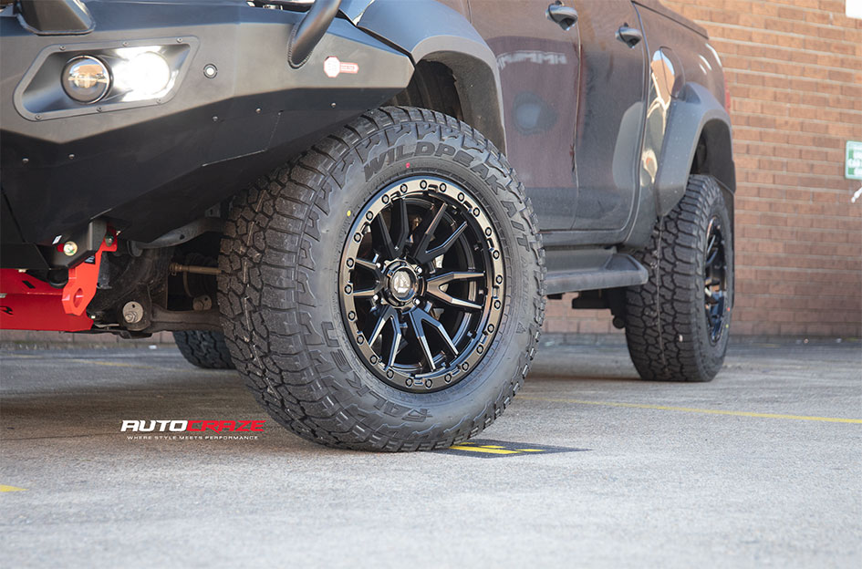 TOYOTA HILUX ROGUE FUEL REBEL 6 MATTE BLACK 
