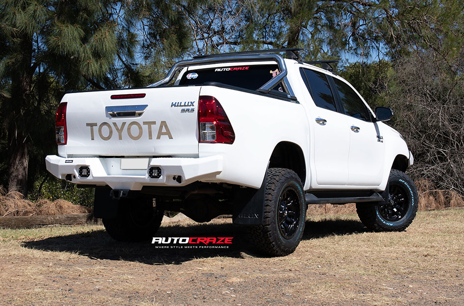 TOYOTA HILUX FUEL SLEDGE MATTE BLACK