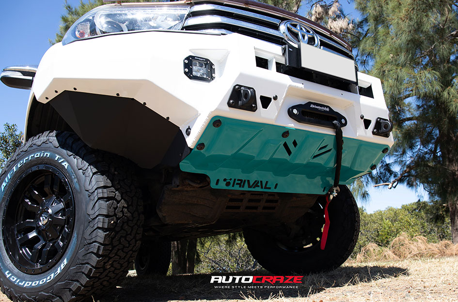 TOYOTA HILUX FUEL SLEDGE MATTE BLACK