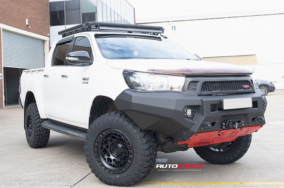 TOYOTA HILUX FUEL UNIT MATTE BLACK