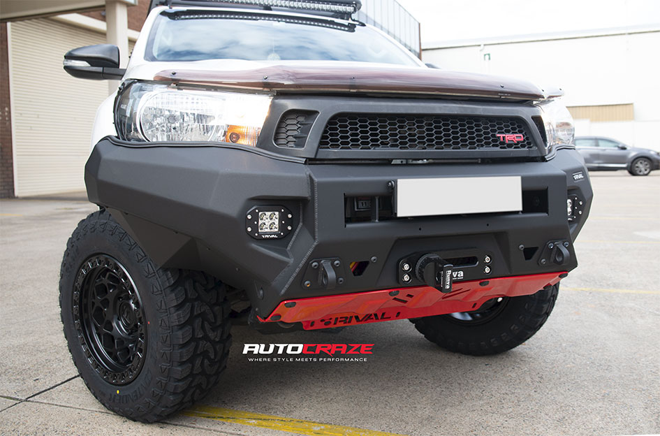 TOYOTA HILUX FUEL UNIT MATTE BLACK