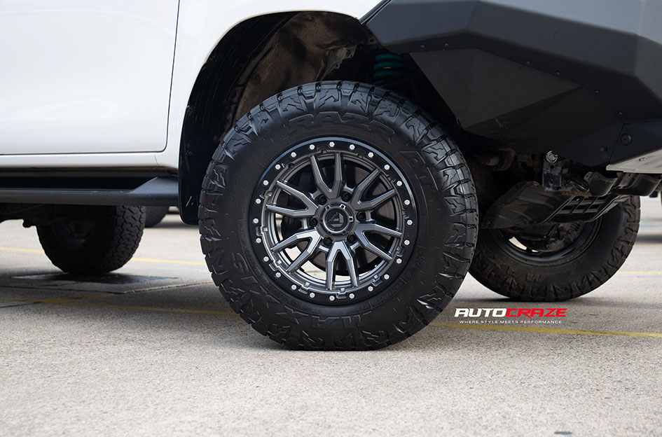 TOYOTA HILUX FUEL REBEL 6 MATTE GUNMETAL BLACK RING 