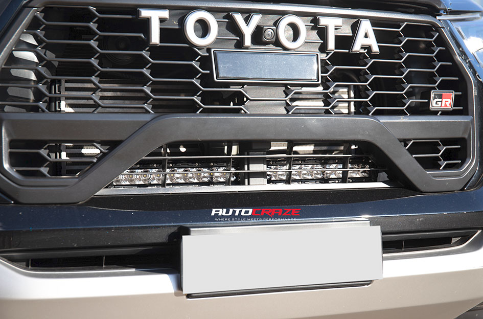 TOYOTA HILUX ADVANTI AXR PREDATOR 6 SATIN BLACK