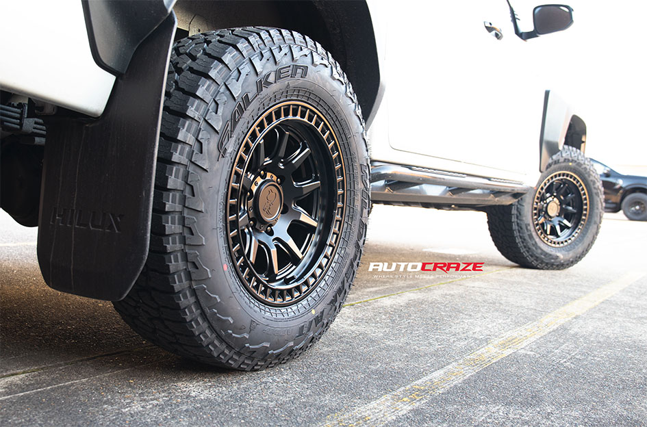 TOYOTA HILUX GR BLACK RHINO CALICO MATTE BLACK 