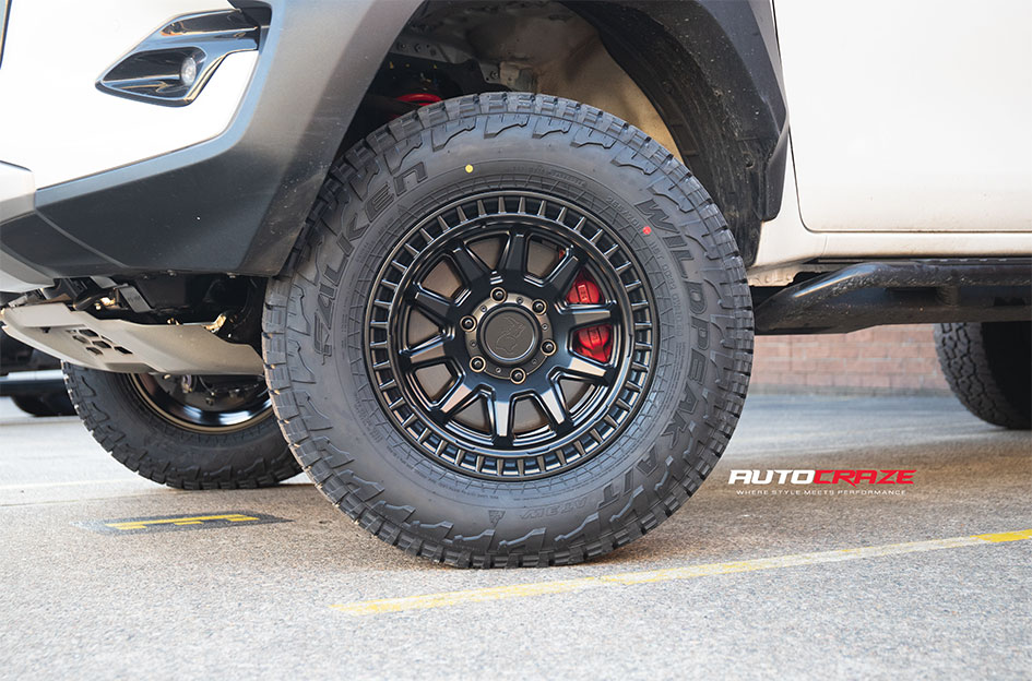 TOYOTA HILUX GR BLACK RHINO CALICO MATTE BLACK 
