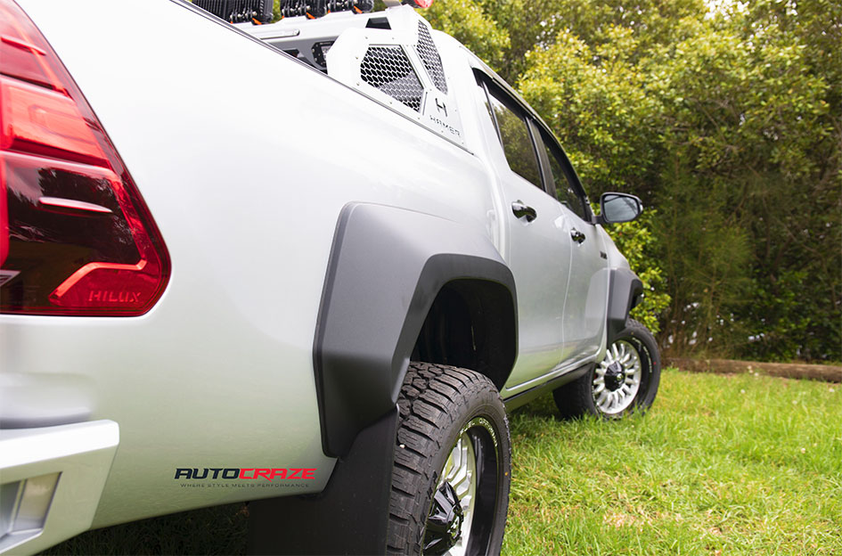 TOYOTA HILUX GR FUEL ARC SILVER BRUSHED FACE W/MILLED BLACK LIP