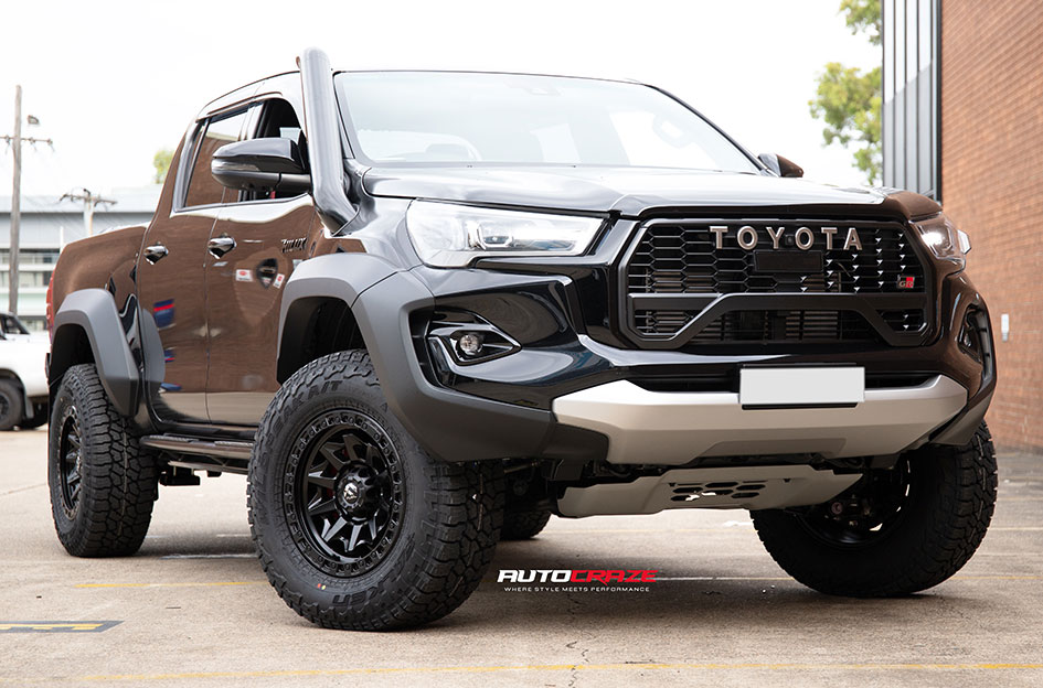 TOYOTA HILUX GR FUEL COVERT MATTE BLACK