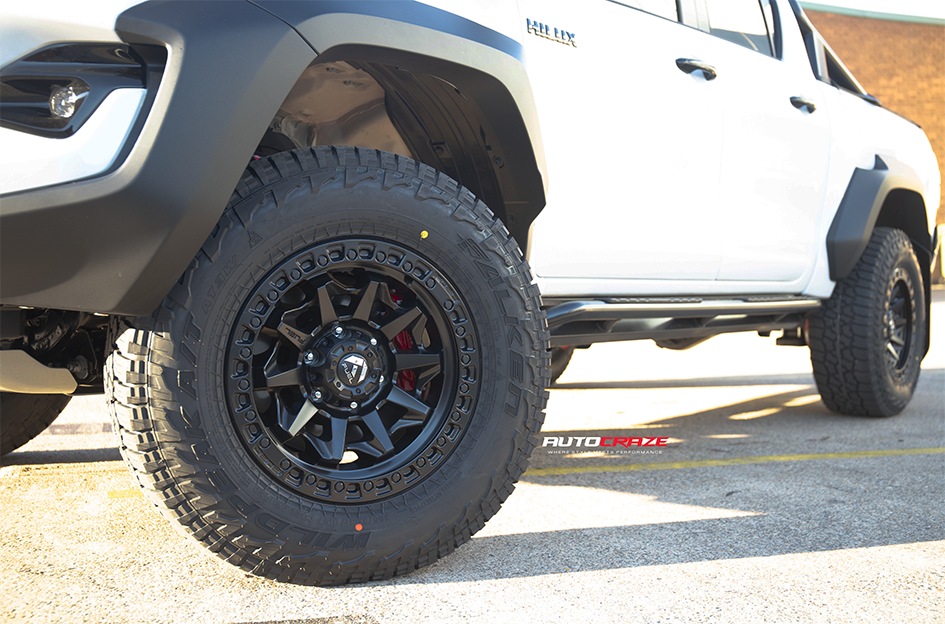 TOYOTA HILUX GR FUEL COVERT MATTE BLACK