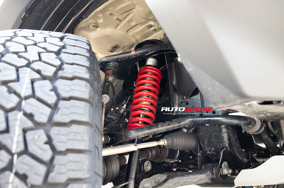 TOYOTA HILUX GR FUEL COVERT MATTE BLACK